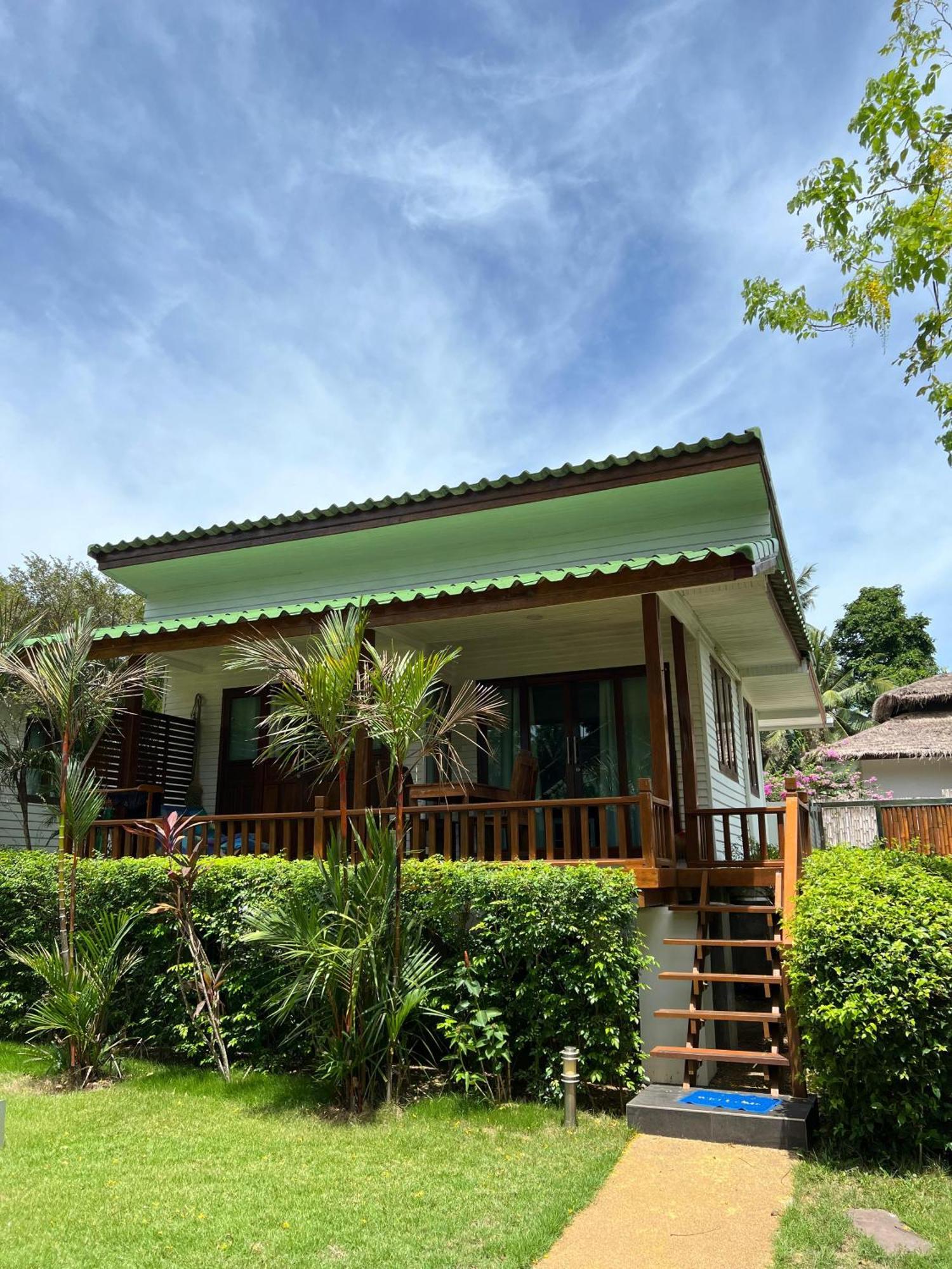 The Joy Beach Villas Hinkong Экстерьер фото